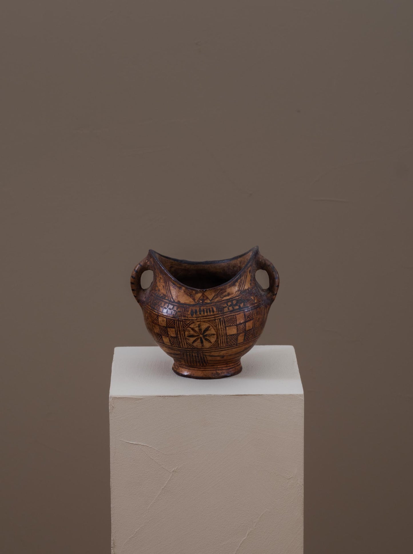 Beni Ouriaghel drinking pot