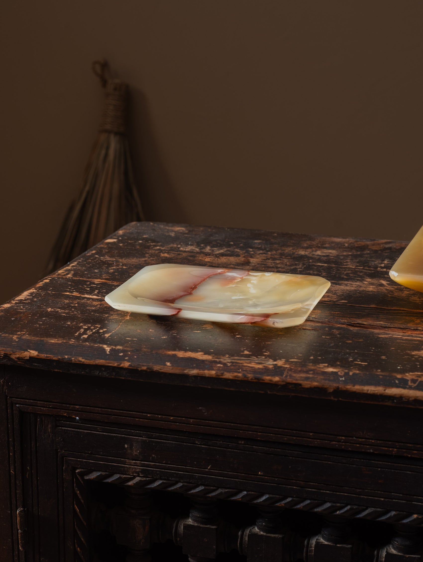 Small retangular agate plate