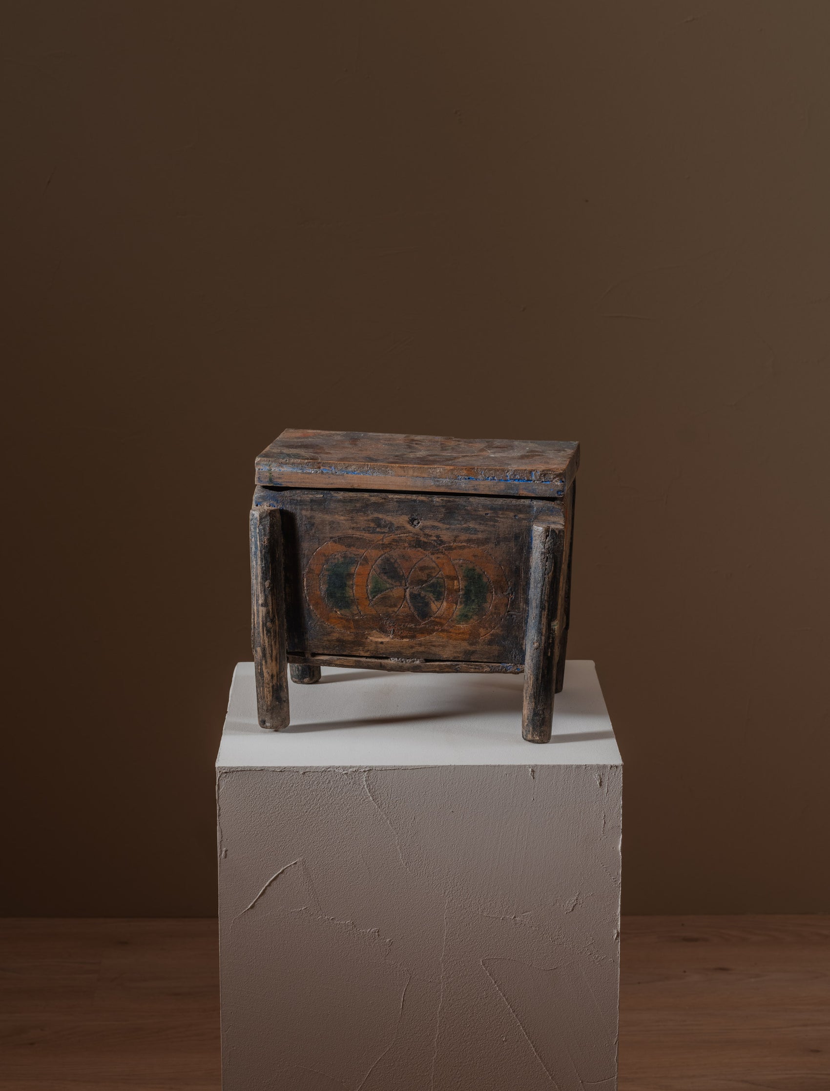 Small Amazigh wooden chest